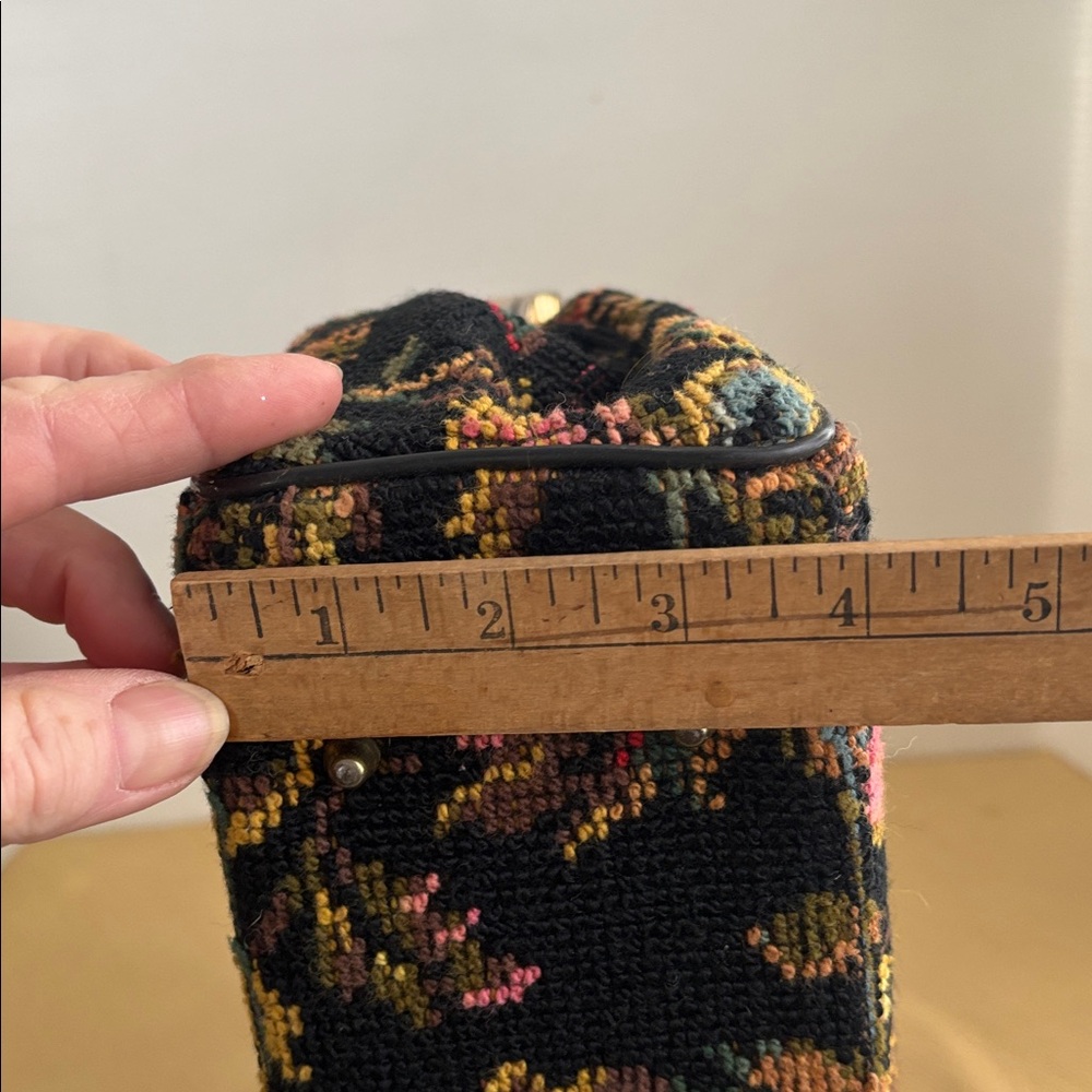 Vintage Black Needlepoint Carpetbag Pocketbook Purse - Picture 7 of 10